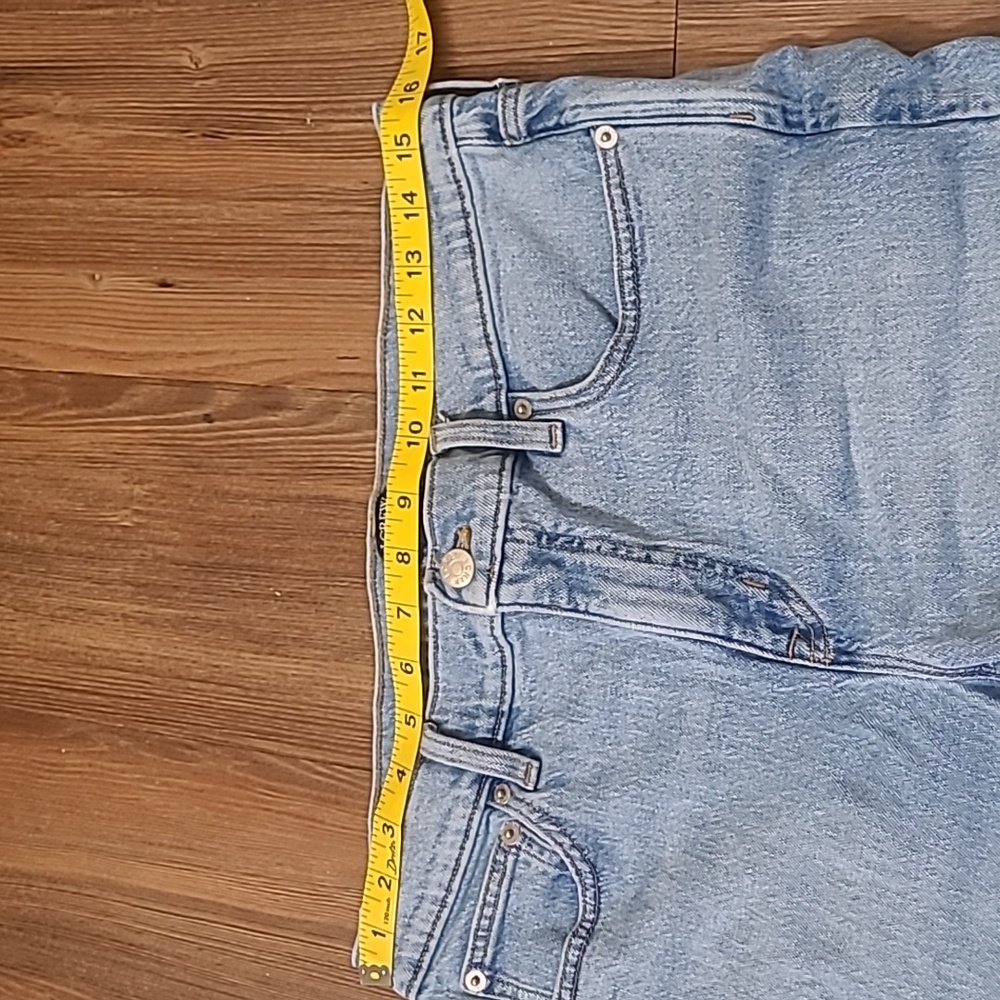 J. Crew Blue Straight Leg Jeans Classic Denim used good condition.‎ - Picture 9 of 15